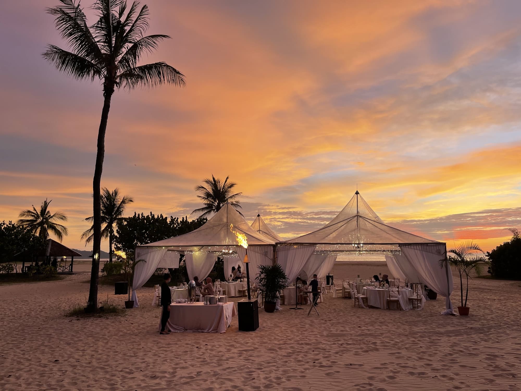 Sunset wedding on the beach