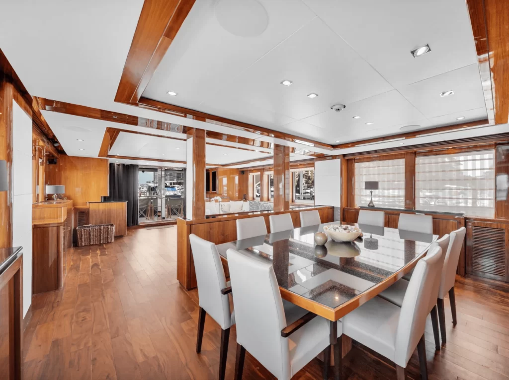 120 feet sunseeker cancun rental yacht (12)