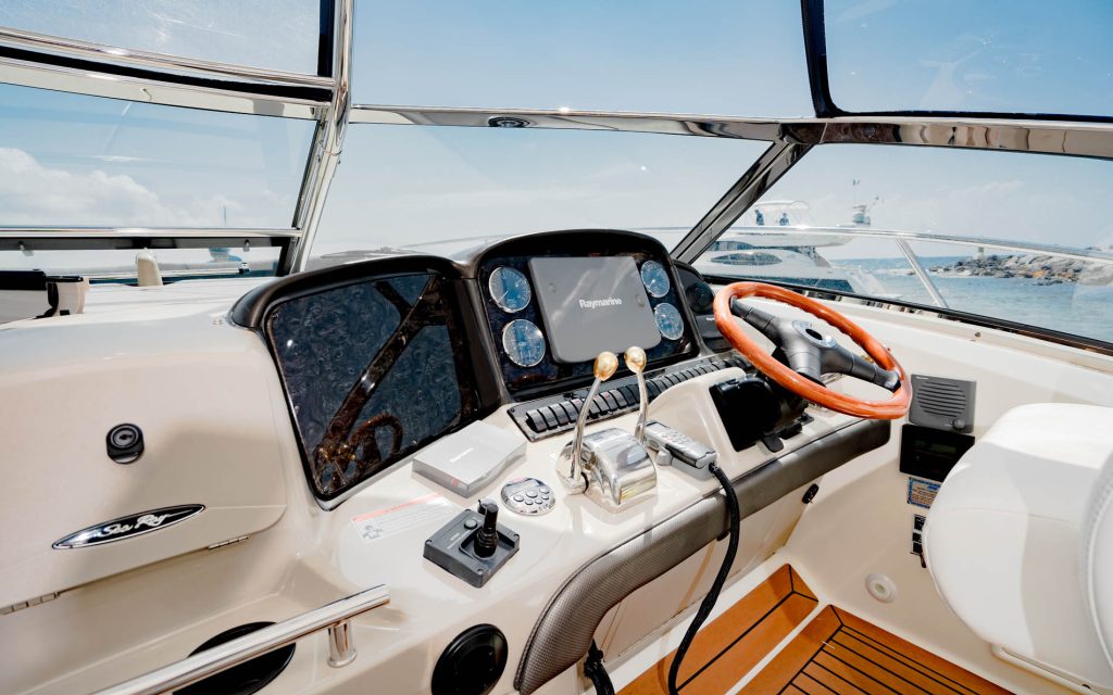 40 Sea Ray Sundancer 06