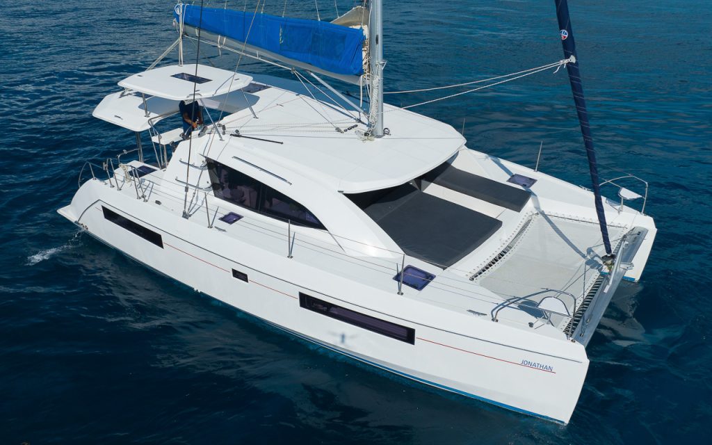 40 leopard catamaran 01