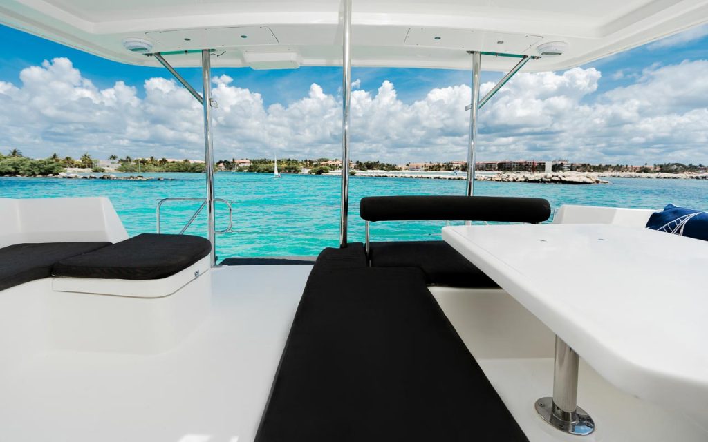 44 Leopard Catamaran 12