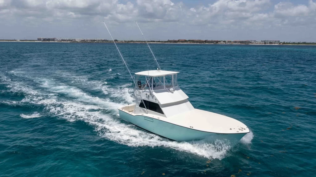44 feet hatteras cancun yacht for rent (2)