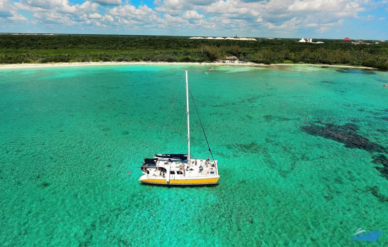 65-catamaran-04